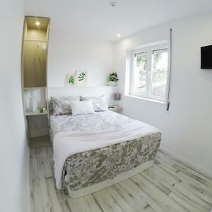 Private Bathroom King Room
